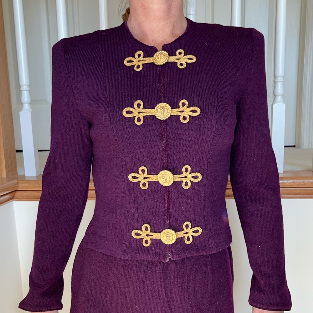 St. John Carlisle sport .   Jacket only size 2.  Purple w gold brogues.